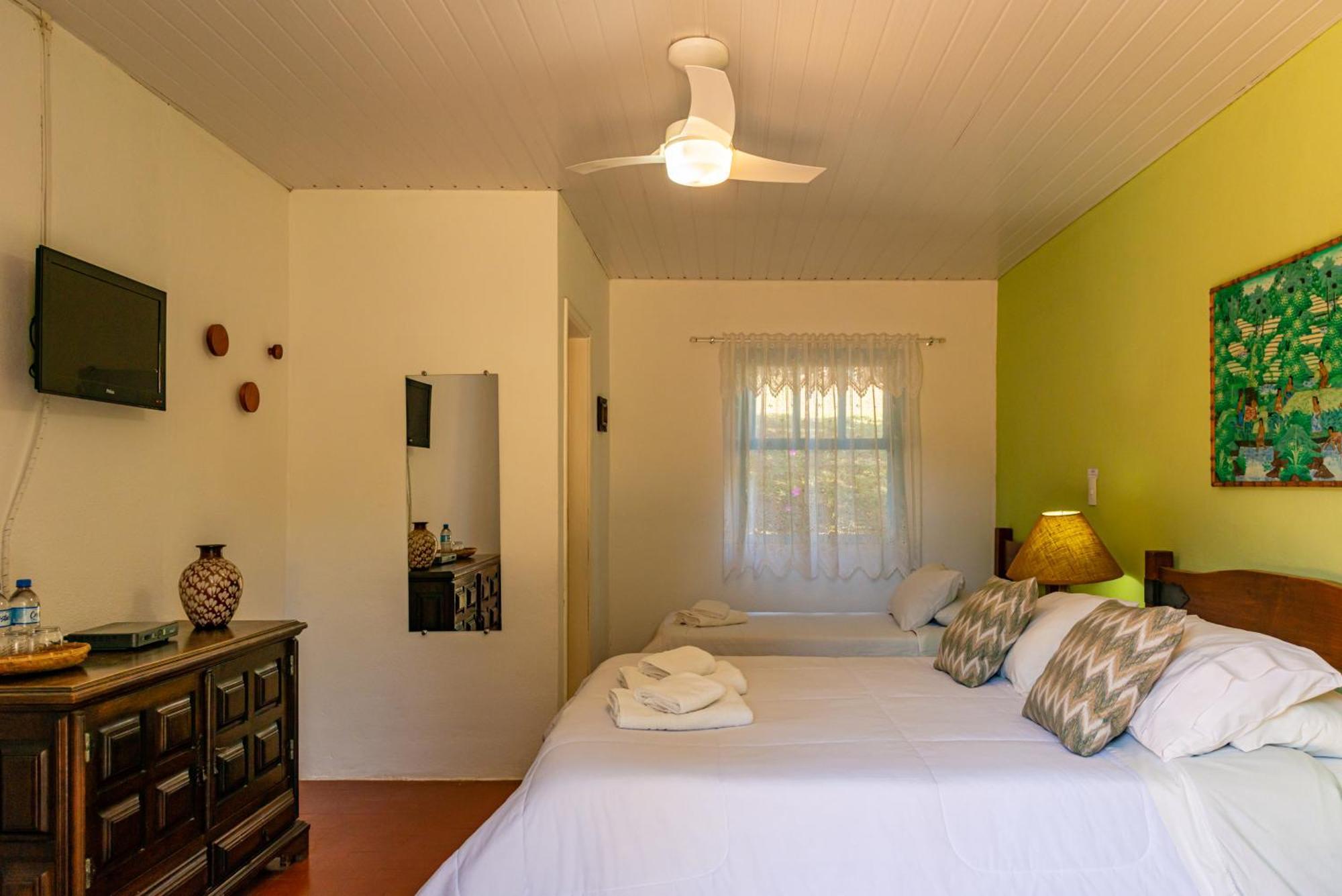 Recanto Rosas Inn